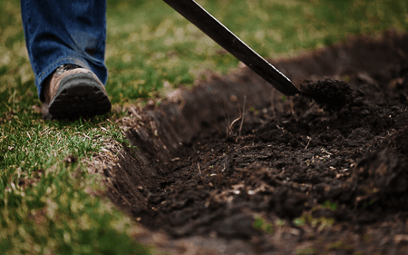 elite-lawn-care-160322-144515-450px-web